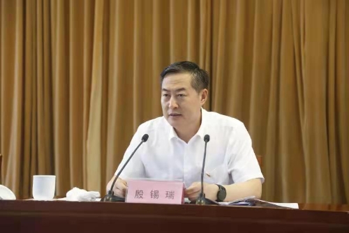 会上,区委副书记李文成传达有关文件精神,区委常委,区纪委书记,区监委